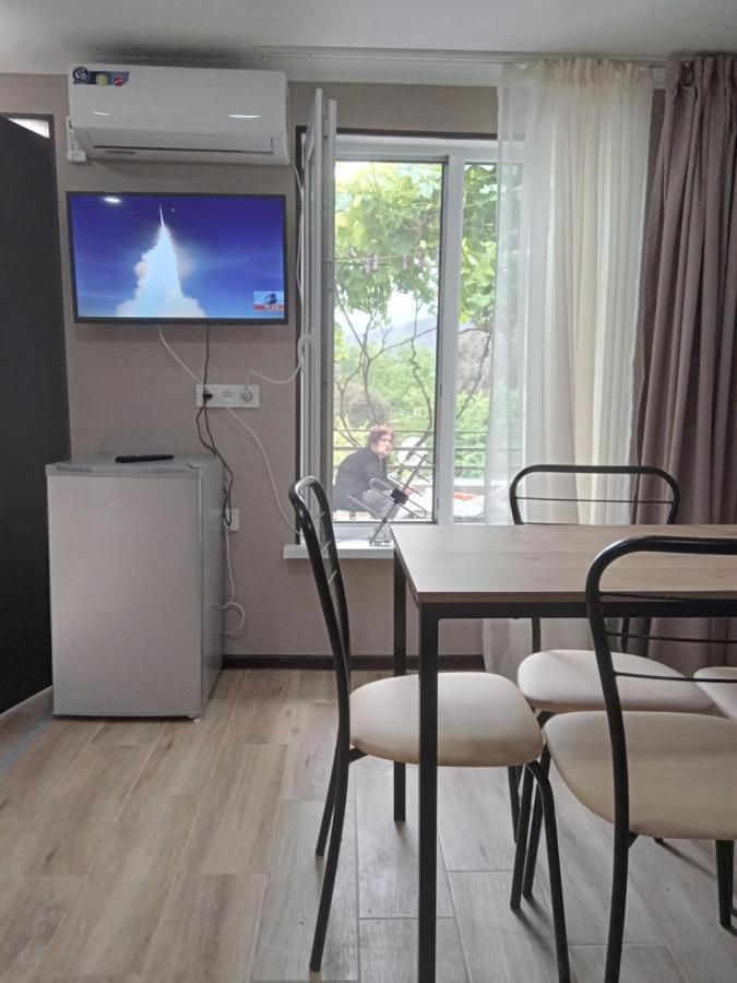 Veranda M Tbilisi Luaran gambar