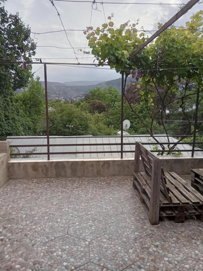 Veranda M Tbilisi Luaran gambar